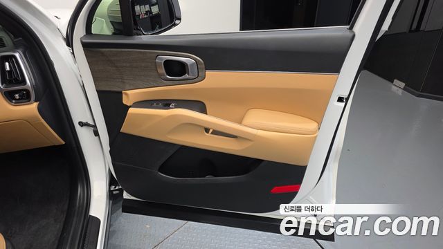 Kia Sorento 2023 — photo 15