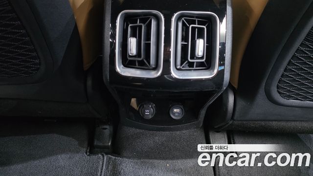 Kia Sorento 2023 — photo 31