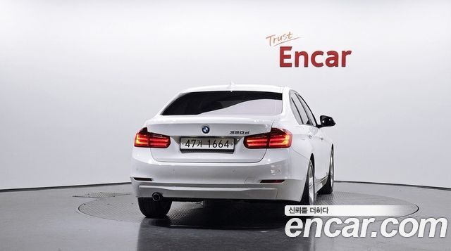 BMW 3-Series 2015 — photo 4