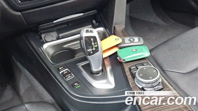 BMW 3-Series 2015 — photo 9