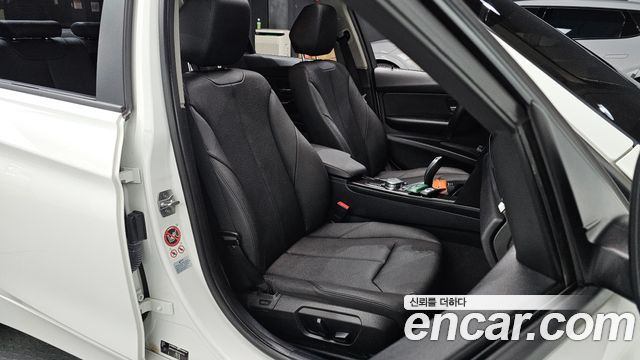 BMW 3-Series 2015 — photo 10