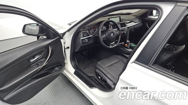 BMW 3-Series 2015 — photo 11