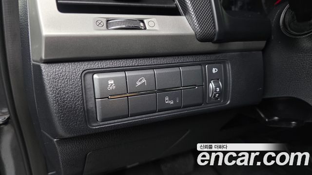 KG Mobility Rexton 2019 — photo 18