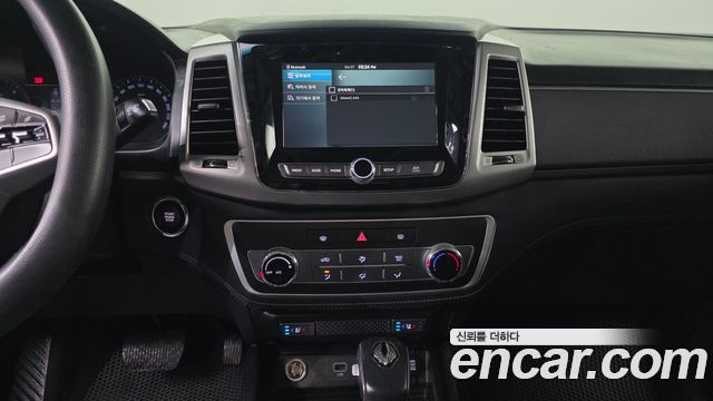 KG Mobility Rexton 2019 — photo 21