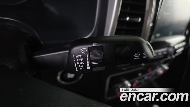 KG Mobility Rexton 2019 — photo 29