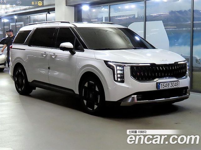 Kia Canival 2025 — photo 3