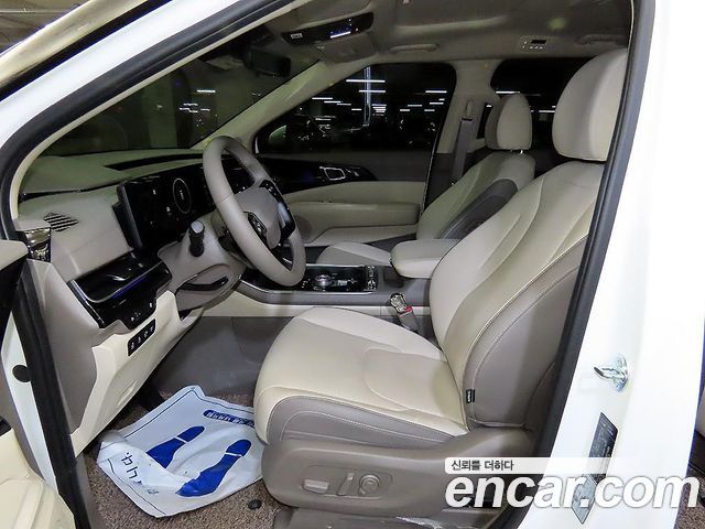 Kia Canival 2025 — photo 6