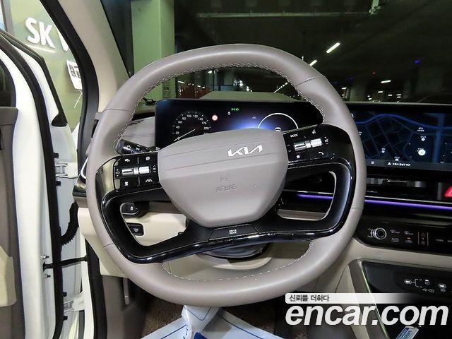 Kia Canival 2025 — photo 8