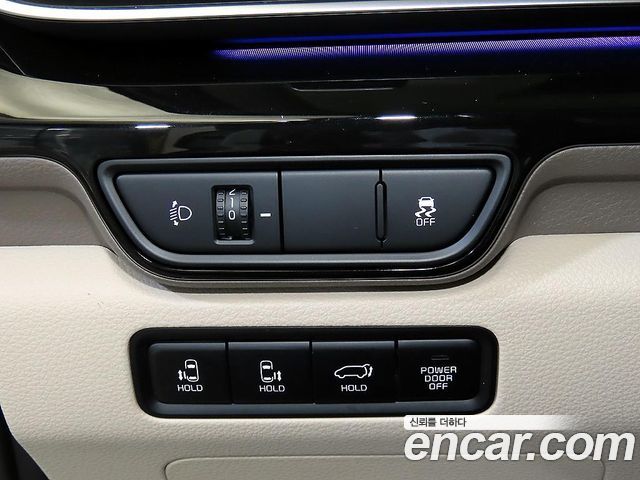 Kia Canival 2025 — photo 13