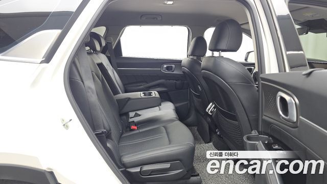 Kia Sorento 2021 — photo 11