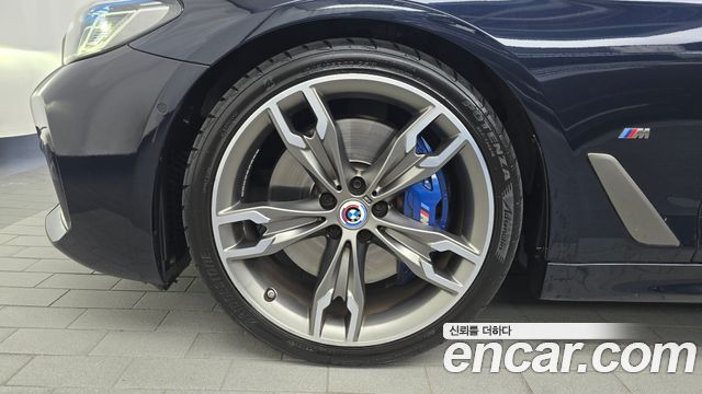 BMW 5-Series 2022 — photo 5