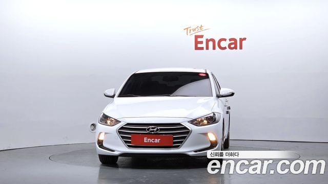 Hyundai AVANTE 2018 — photo 3