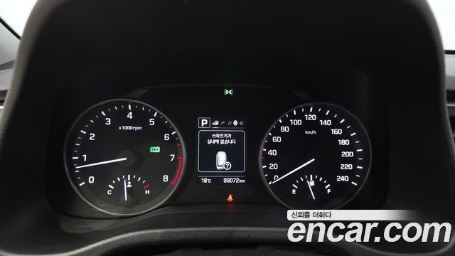 Hyundai AVANTE 2018 — photo 8