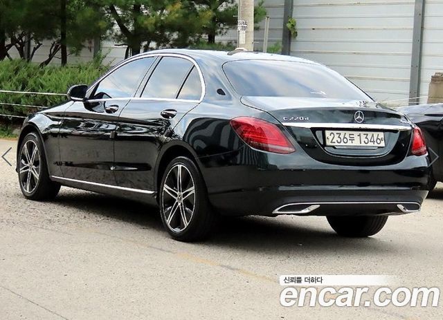 Mercedes-Benz C-Class 2019 — photo 3