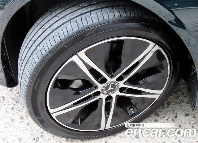 Mercedes-Benz C-Class 2019 — photo 20