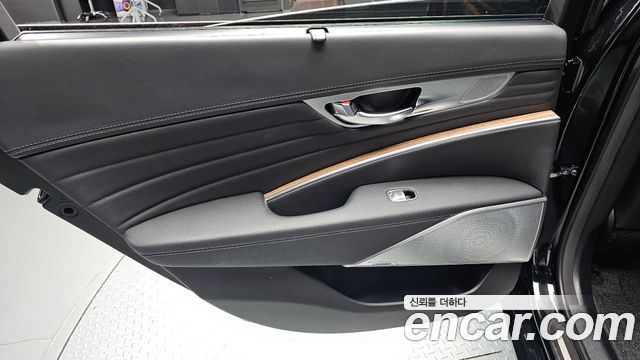 Kia K9 2023 — photo 15