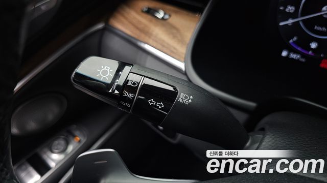 Kia K9 2023 — photo 32
