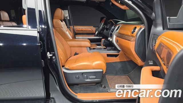 Toyota Tundra 2021 — photo 11