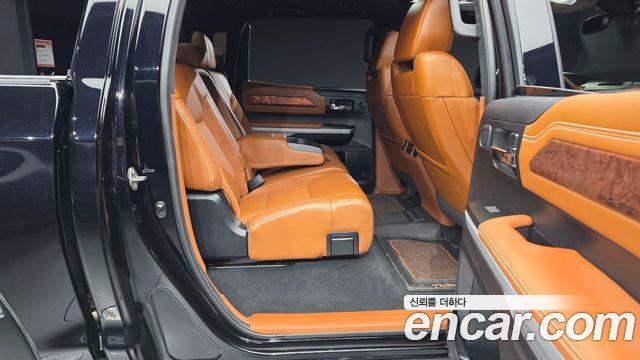 Toyota Tundra 2021 — photo 12