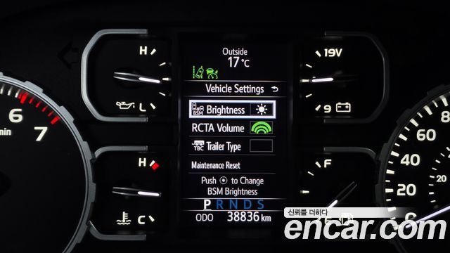 Toyota Tundra 2021 — photo 15