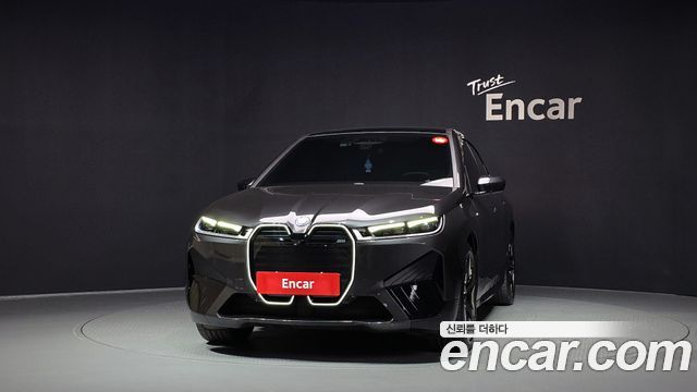 BMW iX 2022 — photo 3