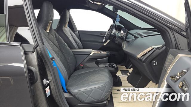 BMW iX 2022 — photo 11