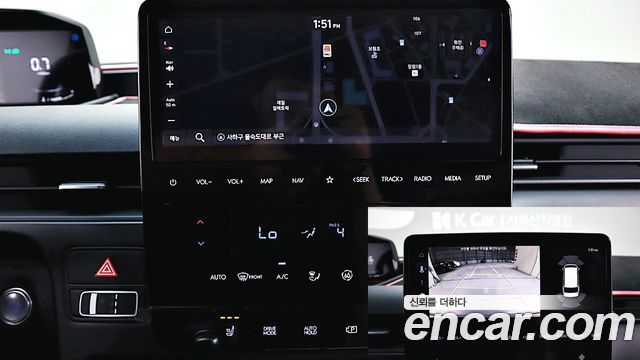 Hyundai Staria 2025 — photo 16