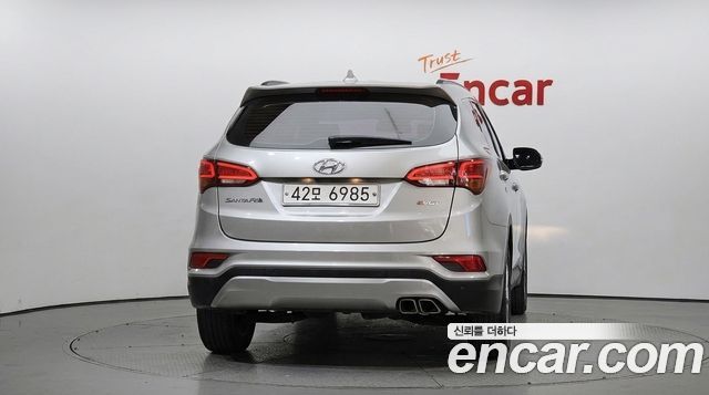 Hyundai Santafe 2016 — photo 4