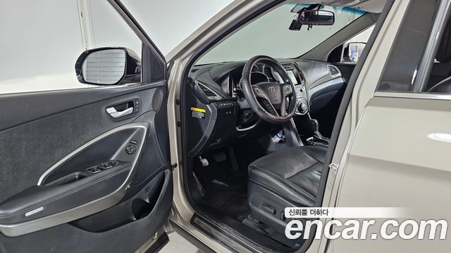Hyundai Santafe 2016 — photo 13