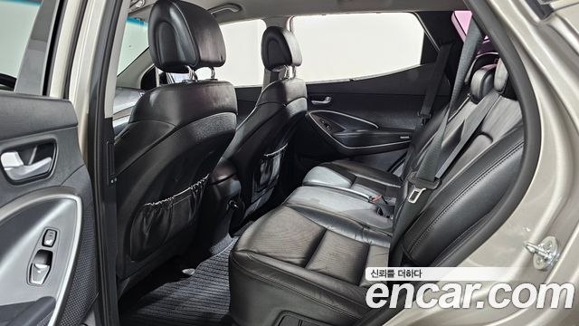 Hyundai Santafe 2016 — photo 18