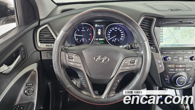 Hyundai Santafe 2016 — photo 19