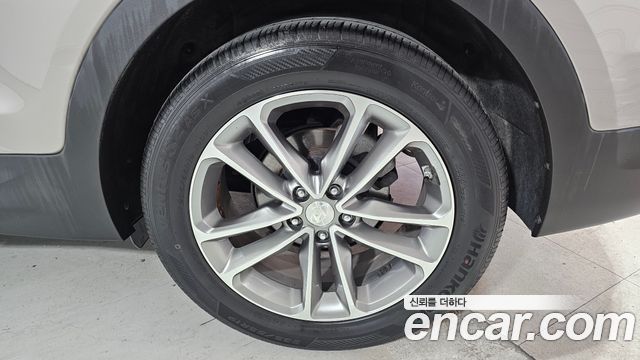 Hyundai Santafe 2016 — photo 7
