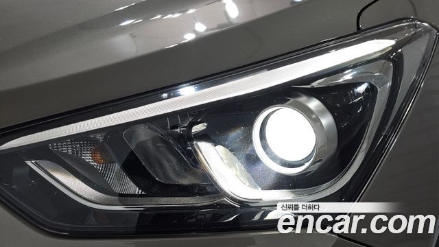 Hyundai Santafe 2016 — photo 8