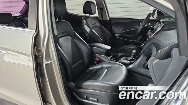 Hyundai Santafe 2016 — photo 16