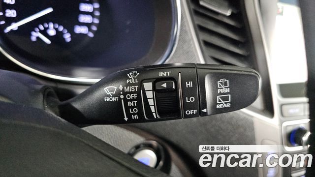 Hyundai Santafe 2016 — photo 27