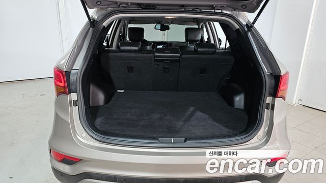 Hyundai Santafe 2016 — photo 32