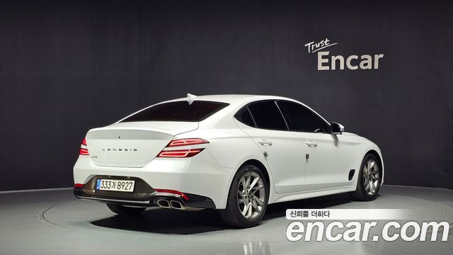 Genesis G70 2022 — photo 2