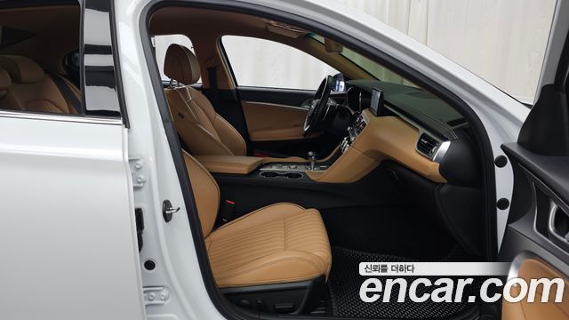 Genesis G70 2022 — photo 17