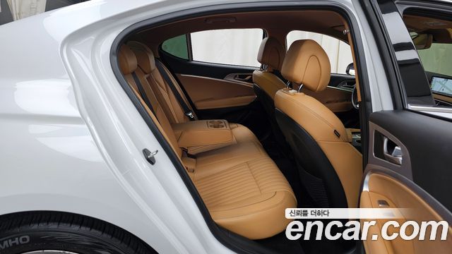 Genesis G70 2022 — photo 18