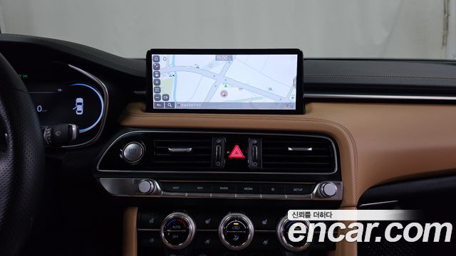 Genesis G70 2022 — photo 20