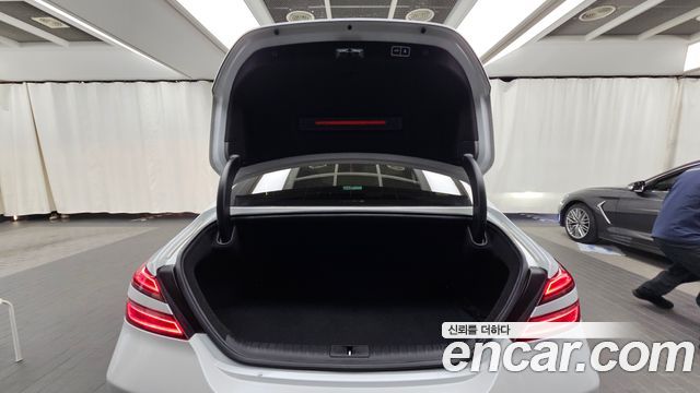 Genesis G70 2022 — photo 26