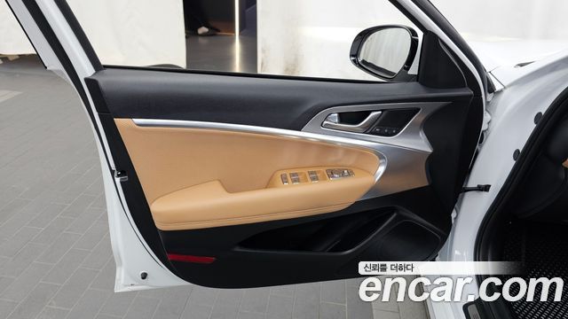 Genesis G70 2022 — photo 14