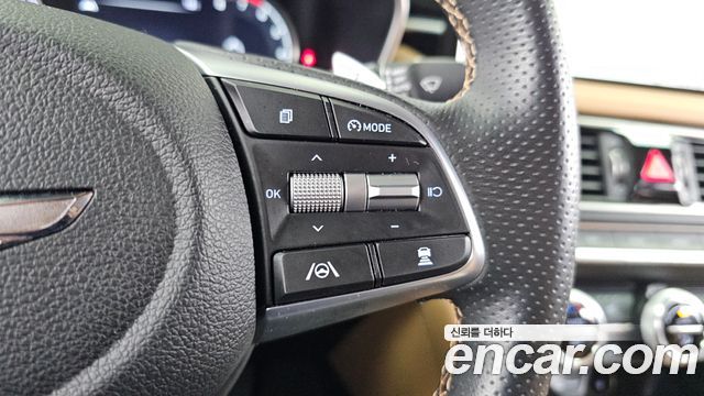 Genesis G70 2022 — photo 32