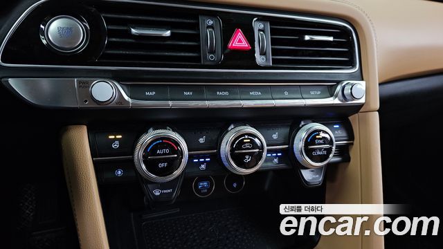 Genesis G70 2022 — photo 34