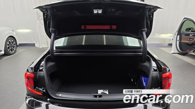 Volvo S90 2021 — photo 26