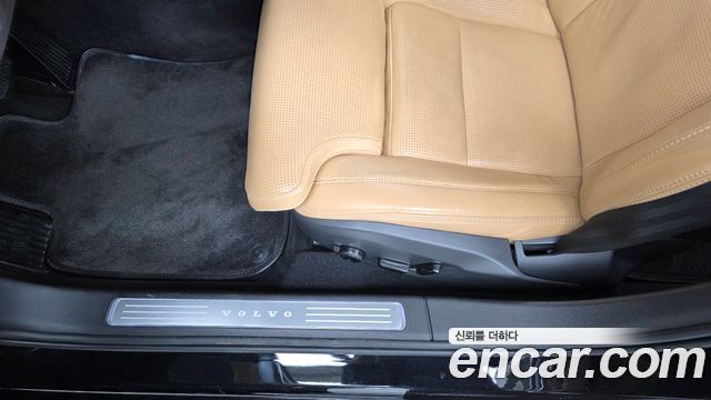 Volvo S90 2021 — photo 31