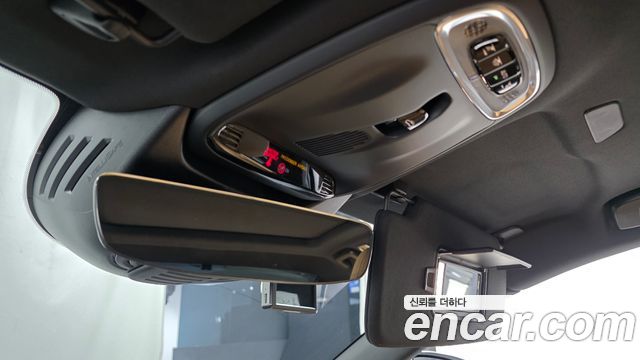 Volvo S90 2021 — photo 32