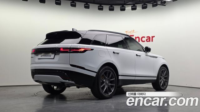 Land Rover Range Rover Velar 2026 — photo 2
