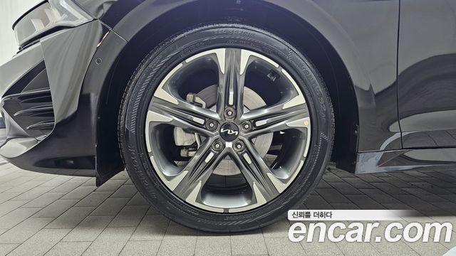 Kia K5 2023 — photo 5