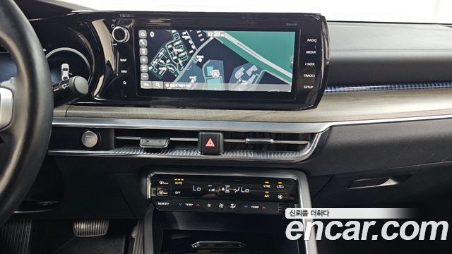 Kia K5 2023 — photo 18